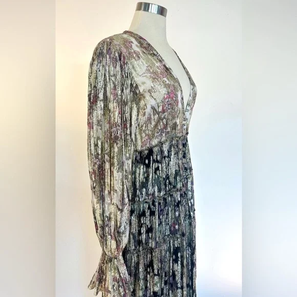 NWT! 🐚 Free People | ROCOCO SAND | Cara Metallic Floral V Neck Kaftan Small - Picture 3 of 11